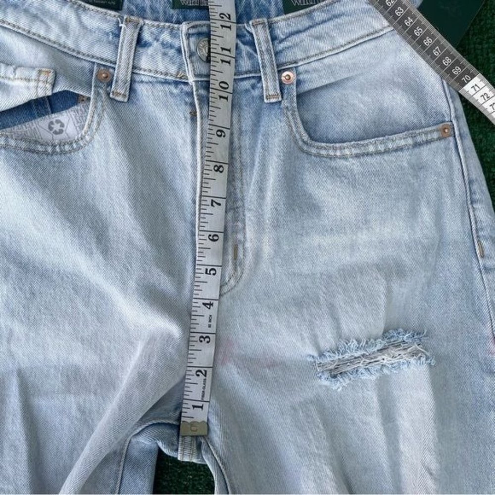 Wild Fable Light Blue Distressed Highest Rise Baggy Jeans Size 24R - Picture 6 of 10